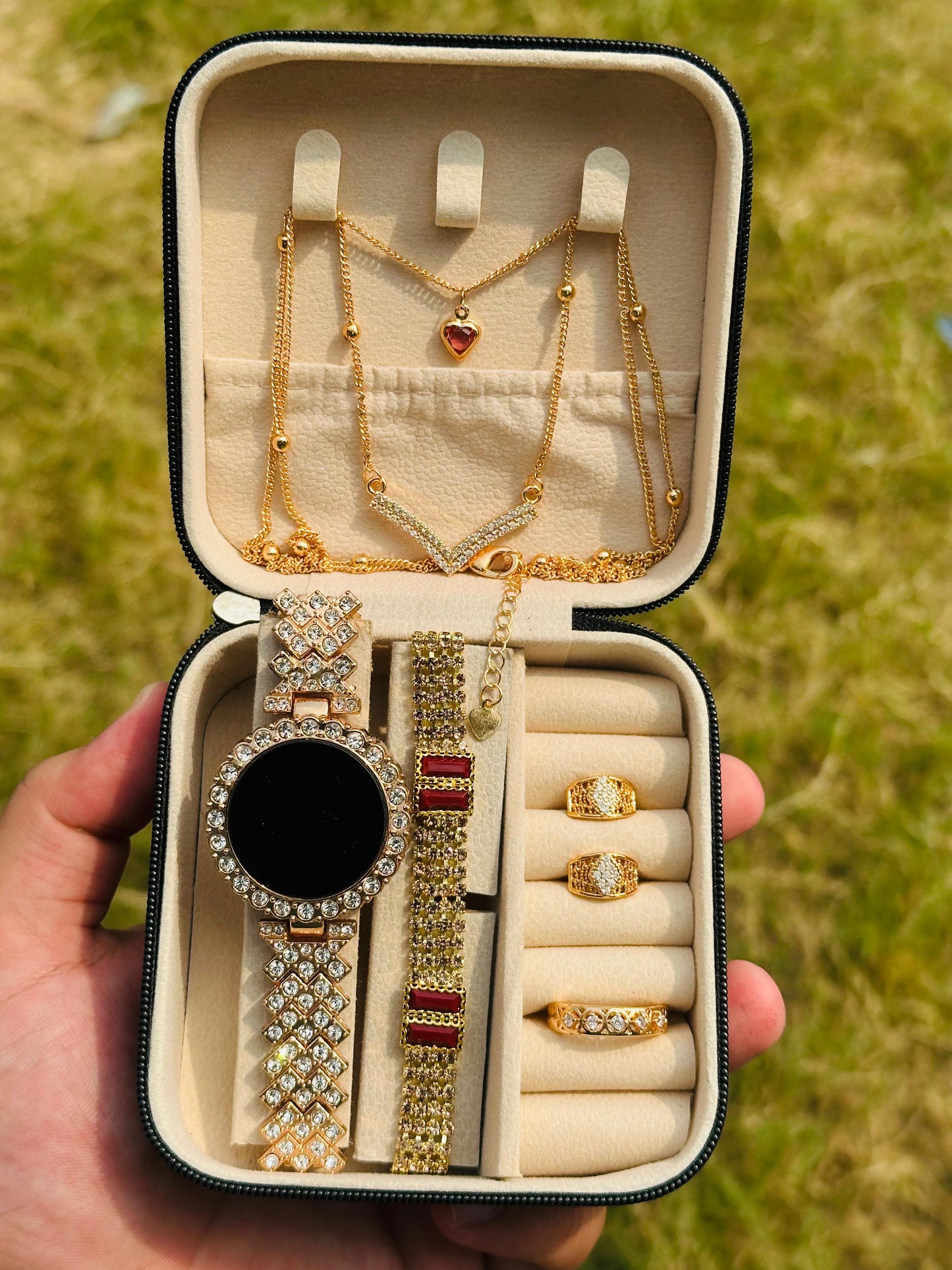 Jewlery Box 5in1 - Bracelet watch- Ring -Necklace-Bracelet-Earings