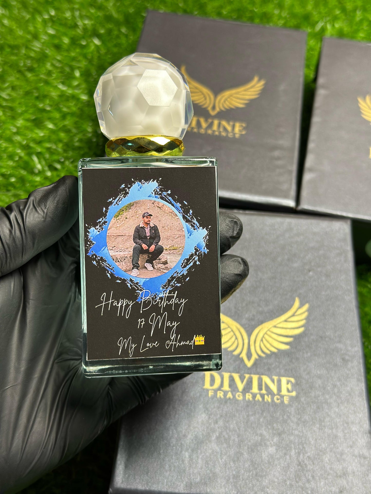 CUSTOMIZE  PICTURE ON PERFUME
